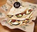 Piada Romagnola rellena con ingredientes frescos