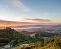 Vista panorámica de Vigo al atardecer desde el Monte O Castro