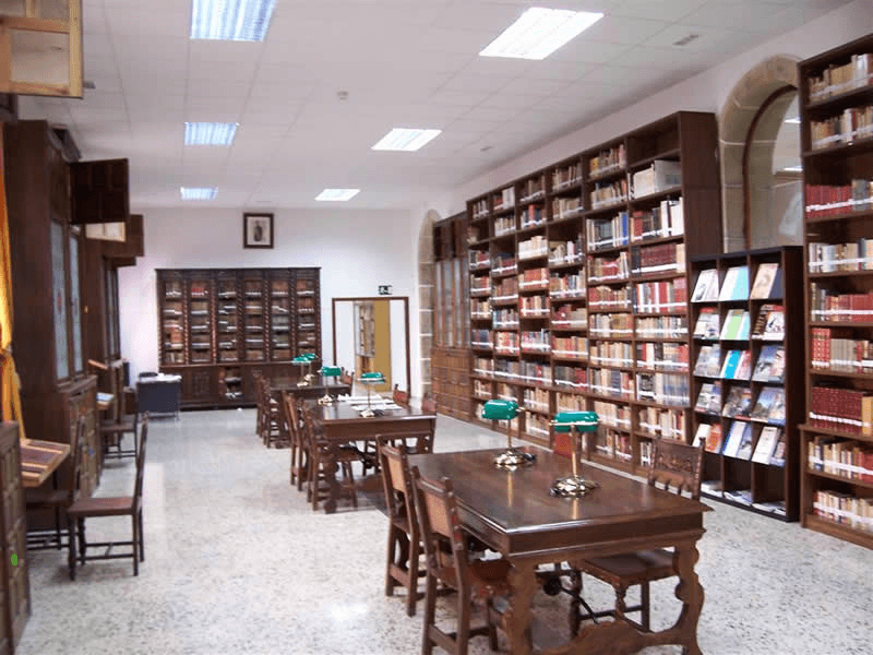 Jornada de puertas abiertas en la Biblioteca Histórico Militar