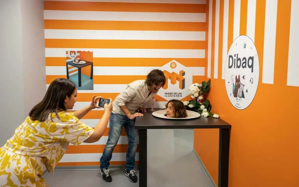 Taller de Acuarela en el Museo de las Ilusiones