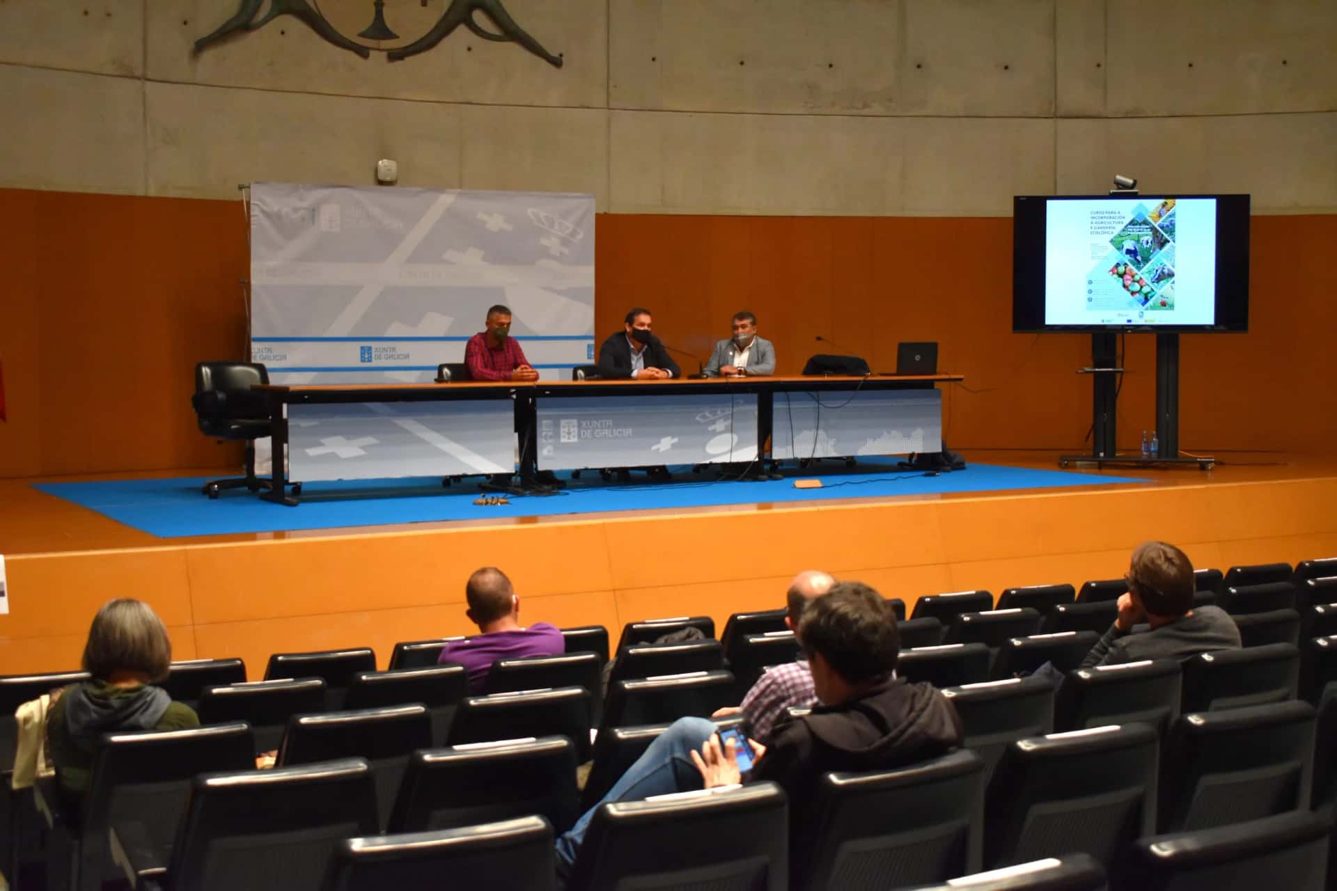 Charla informativa sobre la dermatosis nodular contagiosa