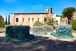 File:138 Temps de Flors 2022, plaça dels Jurats (Girona), al fons ...