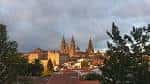 Horizonte de Santiago de Compostela con la Catedral destacando al atardecer