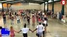 Landazuri ikastola el ultimo dia de cole vitoria gasteiz - YouTube