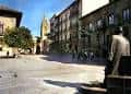 Vista panorámica de la Plaza de Porlier y la arquitectura circundante