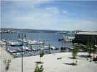 Vista panorámica del puerto deportivo de Ferrol con embarcaciones