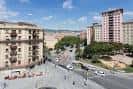 Tripadvisor - La Plaça de Sants, situada frente al Hostal, con las ...