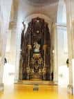 Interior de la Iglesia de la Compañía con el altar mayor