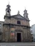 Fachada principal de la Iglesia de San Nicolás en A Coruña, vista frontal.