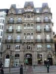 Fachada del histórico Edificio Pardo Labarta en Porta do Sol