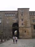 Arco de acceso al Palacio de Gelmírez