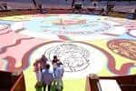 LA PLAZA DE TOROS DE EL PINO, ENGALANADA CON UNA ALFOMBRA DE SAL Y ...