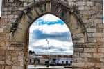 Arco del Torreón del Alcázar - Sabor Quijote