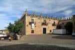 File:J29 152 Plaza de las Veletas, Museo de Cáceres.jpg ...