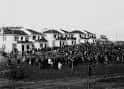 Inauguración histórica de las casas del Campo de Marte con una multitud