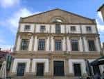 Fachada principal del Teatro Principal de Pontevedra