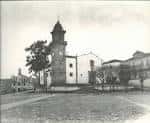 Vista exterior histórica de la Iglesia de Santo Domingo y su atrio