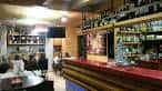 Interior del Café Bar Forno Alameda con barra y zona de mesas