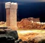 Detalle de un pilar romano tallado en el yacimiento