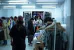 Interior de Caixa de Ritmos con personas en un evento o clase