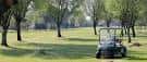 Campo de golf con carrito en Santiago de Compostela