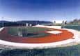 Vista panorámica de las Pistas Gregorio Pérez Rivera con pista de atletismo y campo central