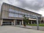 Fachada principal de la Biblioteca Pública del Estado en Ourense
