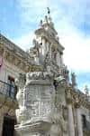 File:Fachada de Derecho.jpg - Wikimedia Commons