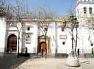 Convento de las Descalzas.- Fachada ppal.