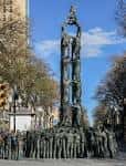 File:Monument als castellers (Tarragona), 1.jpg - Wikimedia Commons