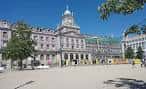 Panorámica de la Praza de Armas de Ferrol en un día soleado