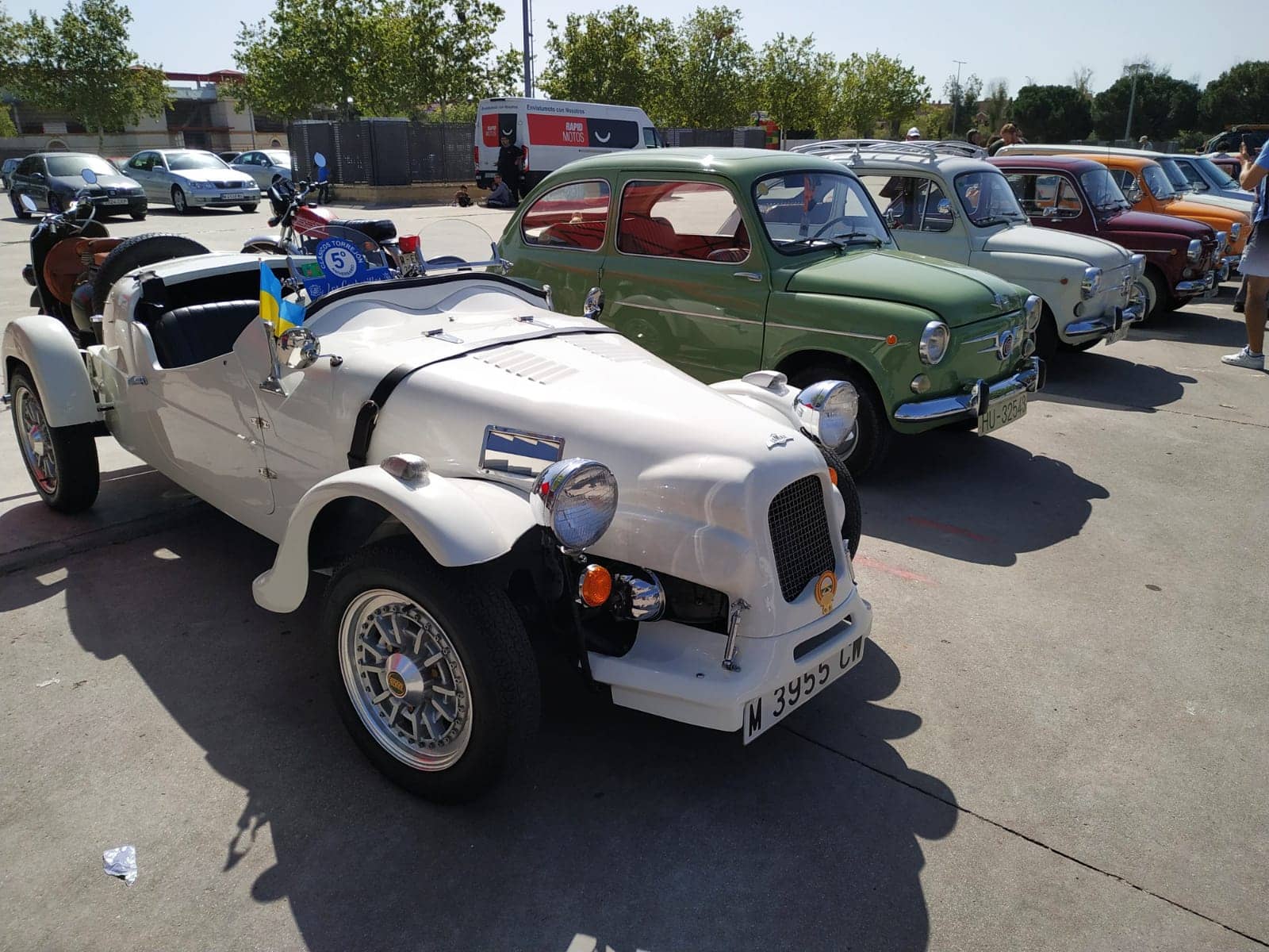 Concentración de coches clásicos Los Cochezillos