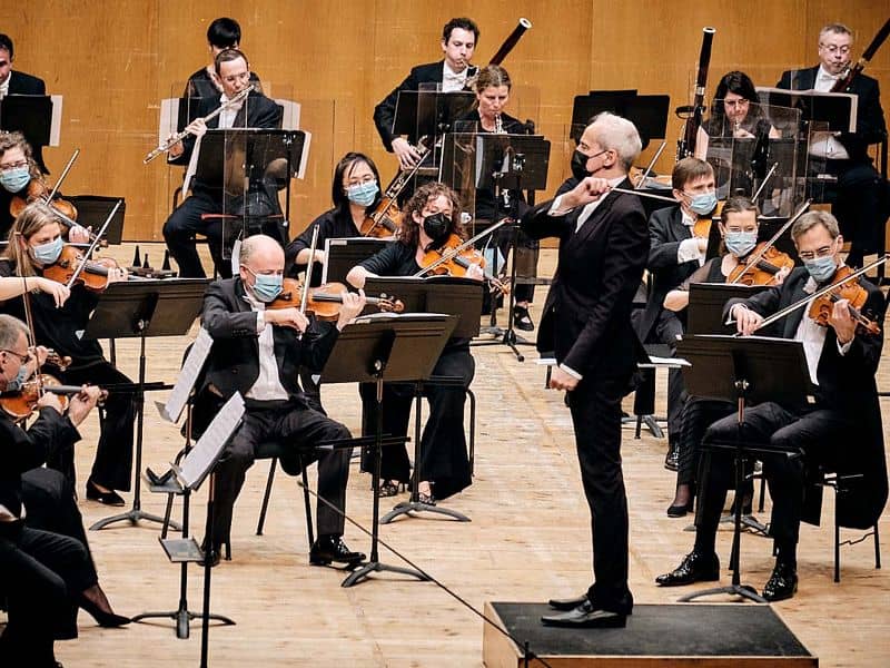 Real Filharmonía de Galicia - Concerto de Reis: O crebanes