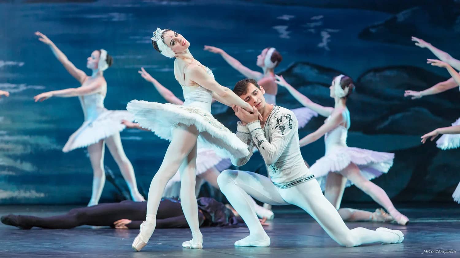 El lago de los cisnes - Tchaikovsky National Ballet