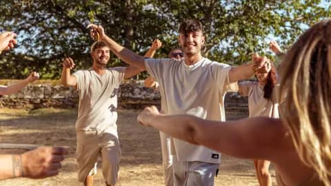 Nuevo curso de la escuela de baile tradicional Seisporoito