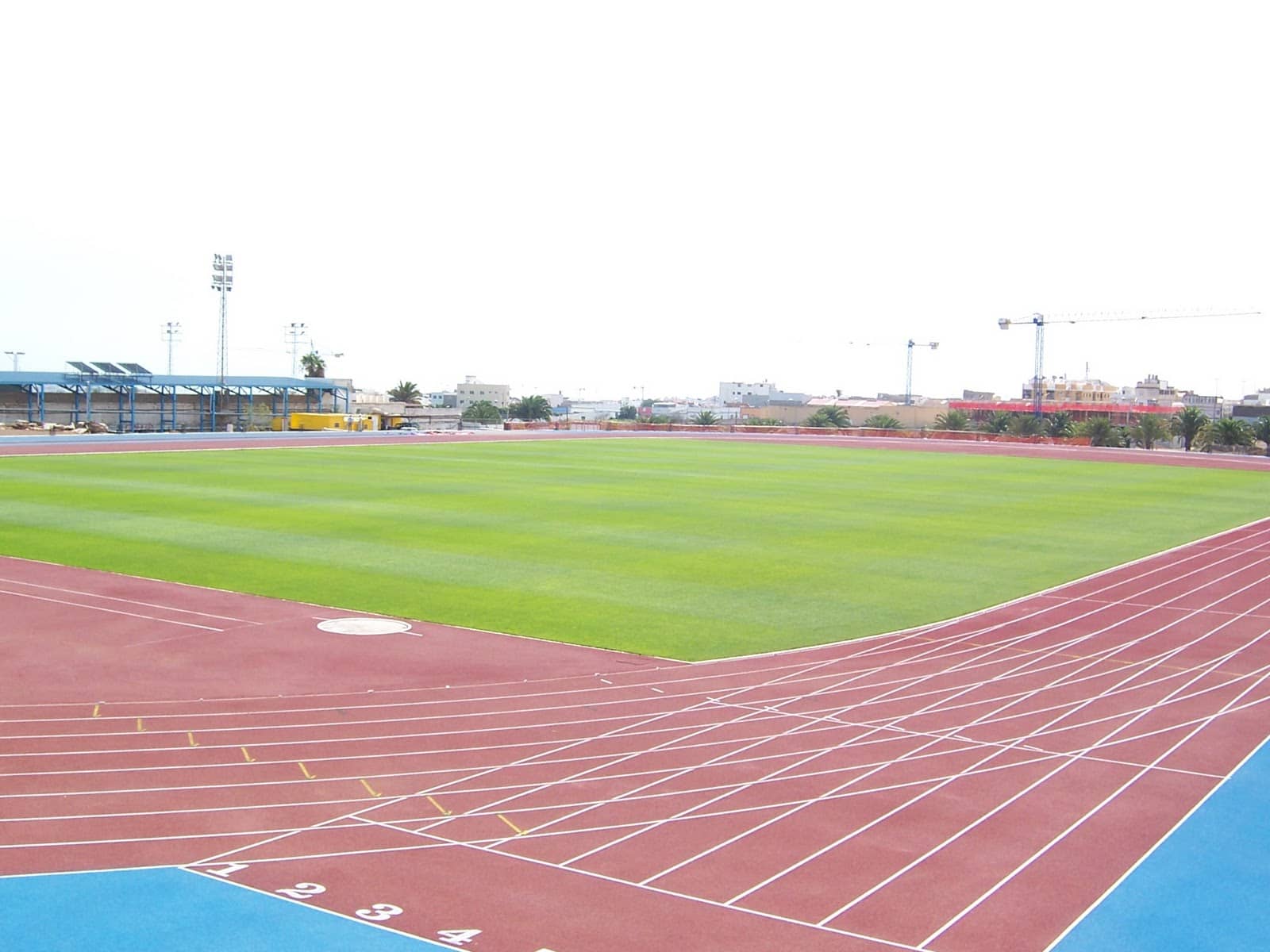 Cancha deportiva municipal de Hornos del Rey
