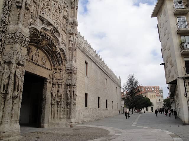 Calle Cadenas de San Gregorio