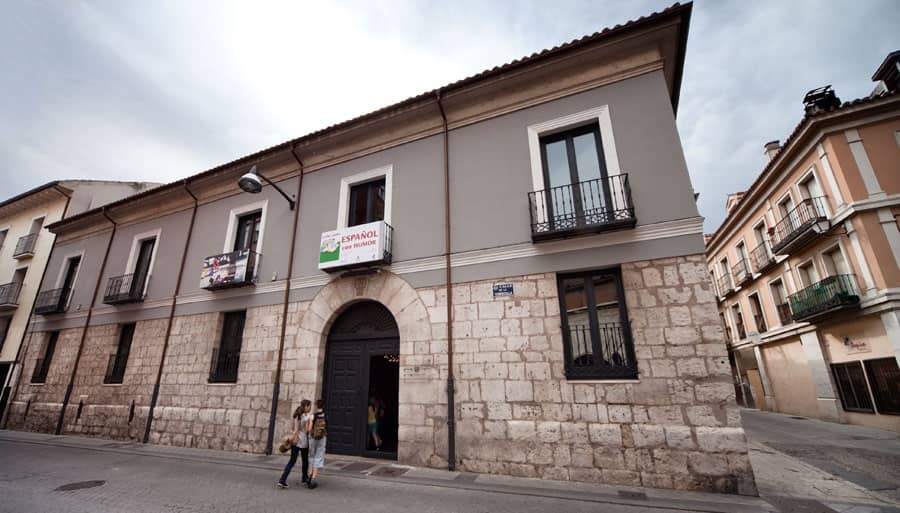 Sala Municipal de Exposiciones de la Casa Revilla