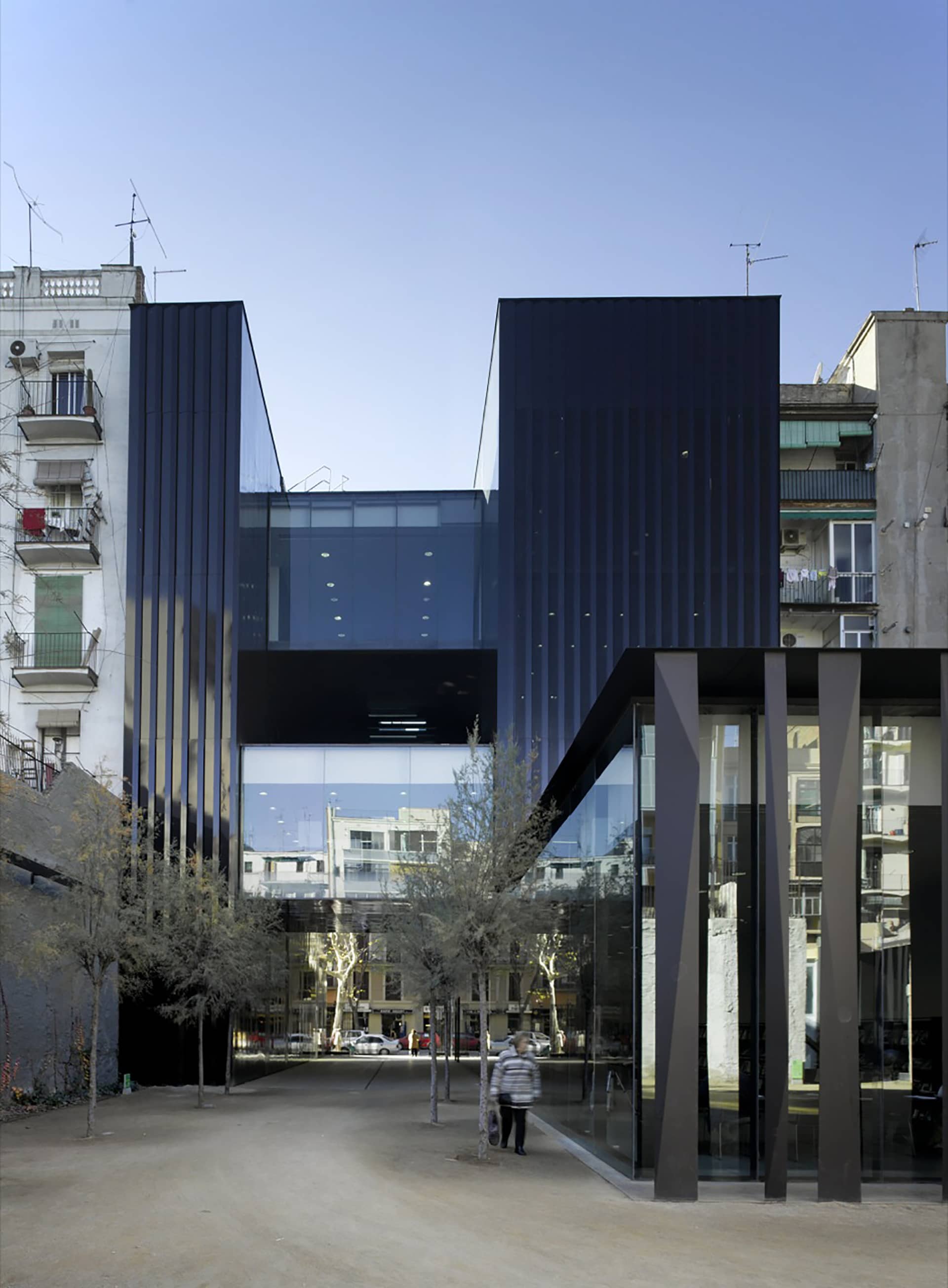 Biblioteca Sant Antoni - Joan Oliver