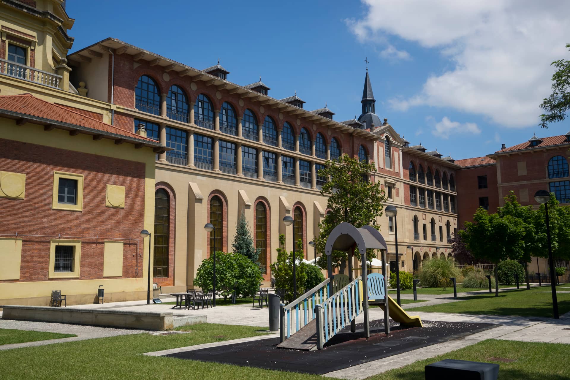 Residencia Amavir Oblatas