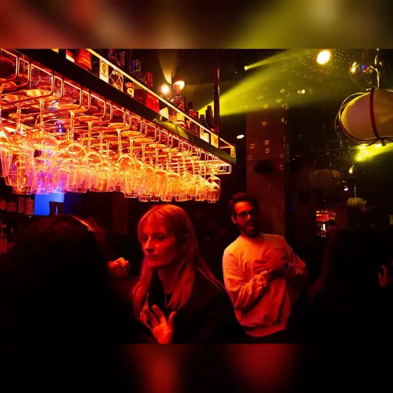 Born 2B Music Bar