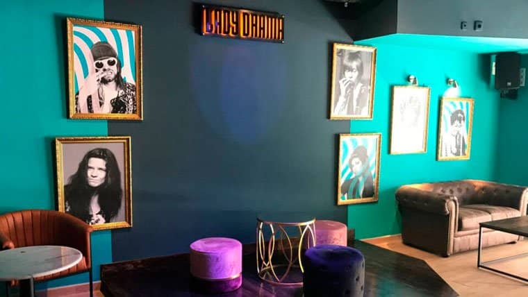 Lady Drama Café Teatro