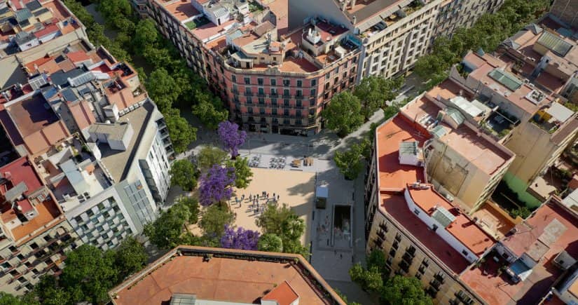 Cruce de las calles de Girona y Consell de Cent
