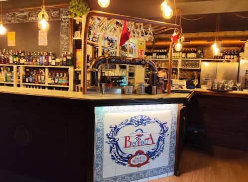 Bar Botica