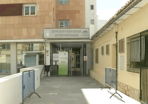 Edificio de Servicios Sociales Doctor Pedro de Rojas