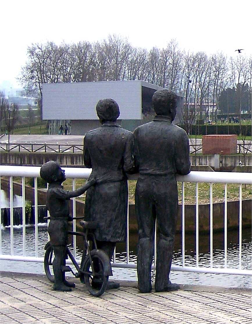 Escultura Sentimientos