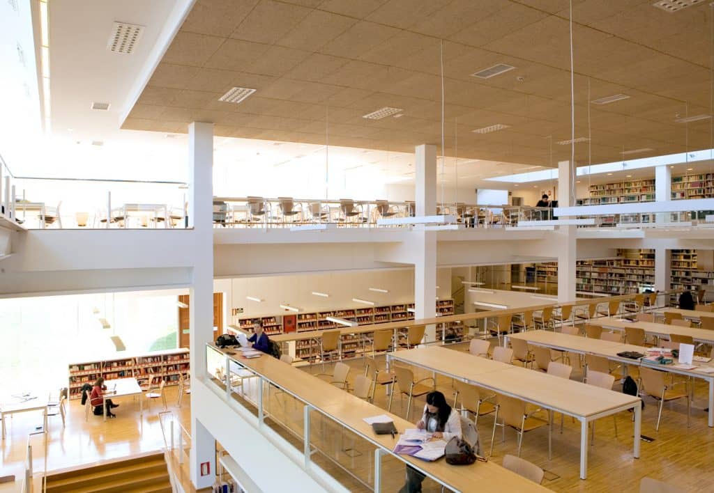 Taller 'Exposición á pornografía online na adolescencia: análise, impacto e intervención socioeducativa'