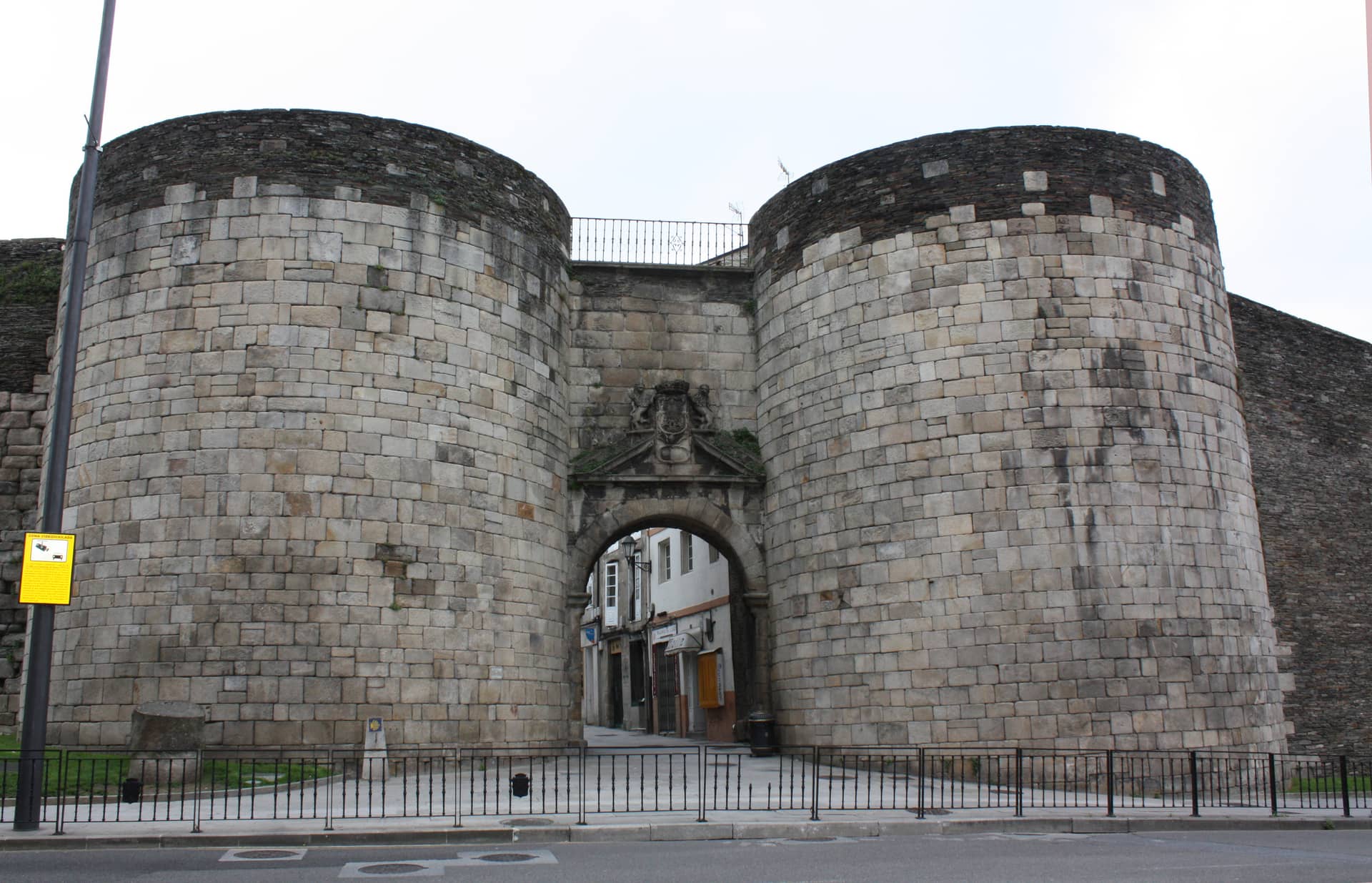 Puerta de San Pedro