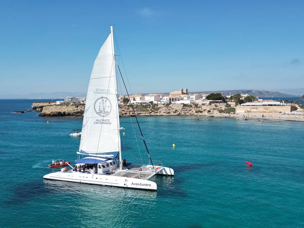 Alicante Catamaran Aventurero