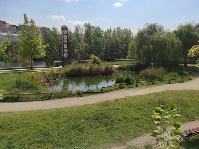 Parque da Ribeira de Canedo
